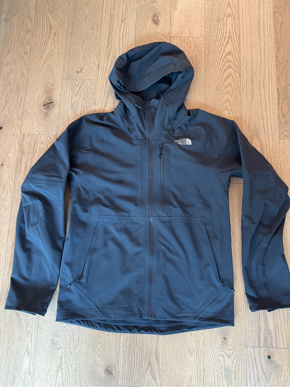 The North Face Men’s Black Hooded ski/snowboard Shell Jacket